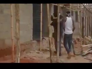 Africano nigerian ghetto amici gangbang un vergine / primo parte