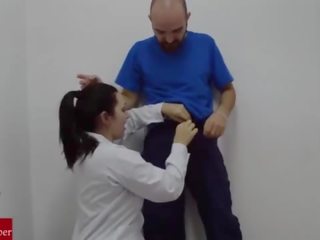 O tineri asistenta suge the hospital´s om bun la toate penis și înregistrate it.raf070