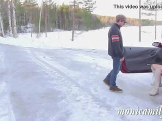 Monicamilf s makinë breakdown në the norvegjeze winter