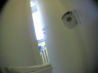 Pipis di toilet 6158