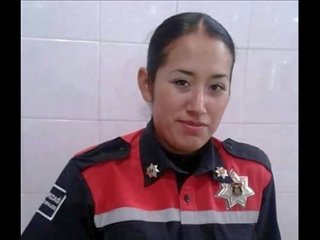 Mujer policia डे mexico baila desnuda