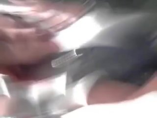 Smashing groping ženska touches johnson v vlak