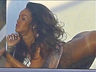 Rihanna Must See: 
