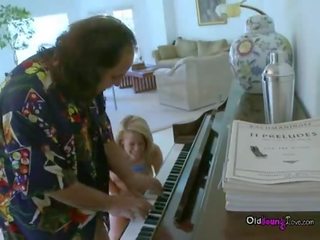 Ron jeremy bermain piano untuk attractive muda besar tit seductress