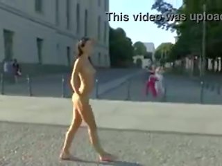 Lauren NIP nude in public