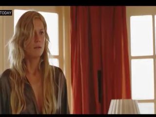 Sophie hilbrand - hollandais blone, nu en publique, masturbation & sexe film scènes - zomerhitte (2008)